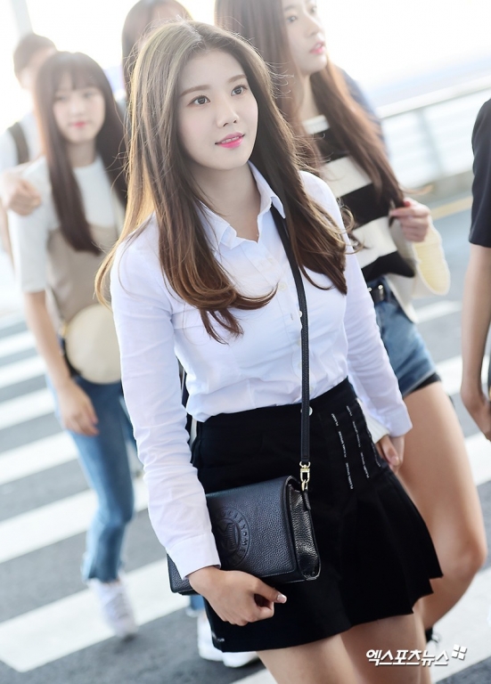 2018-9-4-izone-kwoneunbi1-1536034970647571761686