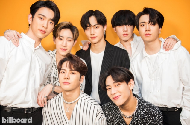 got7-2018-office-visit-billboard-1548