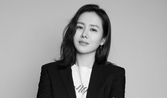 son-ye-jin-shares-her-thoughts-on-how-the-me-too-movement-is-changing-society