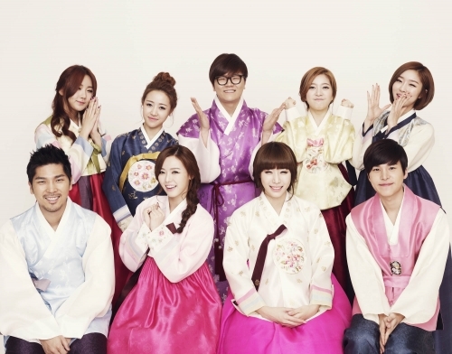 Lunar New Year 2013 Idols and Hallyu in Hanboks!