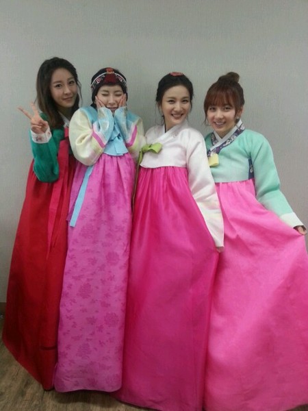 Sunny Hill wishes fans a happy Lunar New Year