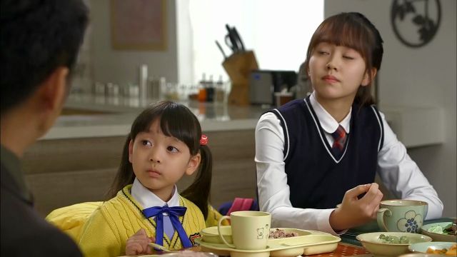 Korean drama 'Suspicious Housekeeper' episode 13