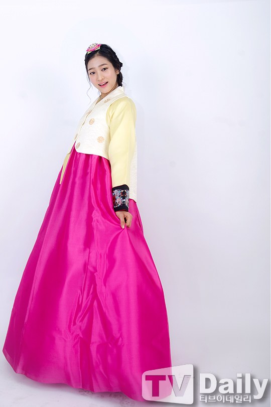 Seollal : Lunar New Year Greetings from Korean Actresses and Actors
