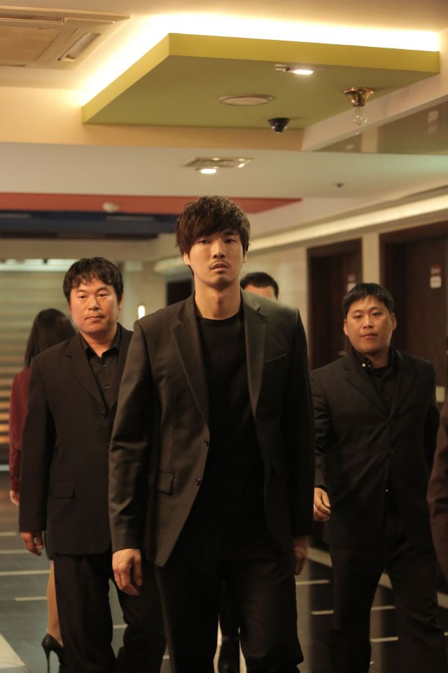 new stills and release date for the Korean movie 'The Plan'