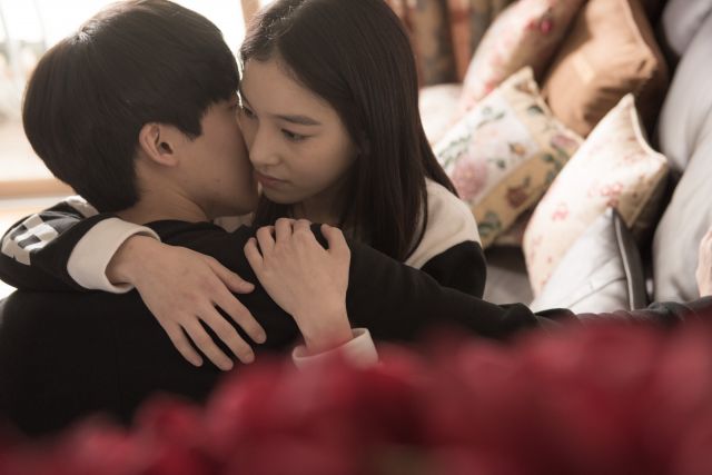 new trailer and stills for the Korean movie 'Nineteen: Shh! No Imagining!'