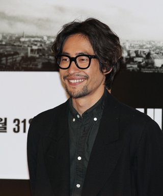 Ryoo, Ko promote their new heist flick