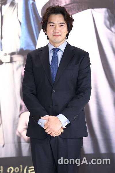 Song Il-gook, &quot;I met Jang Yeong-sil when I wanted to be in a historical&quot;