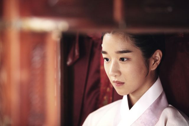 new stills for the upcoming Korean movie &quot;Seondal: The Man Who Sells the River&quot;