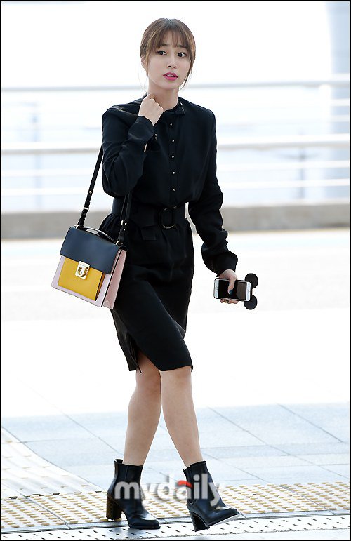 Lee Min-jeong's airport fashion