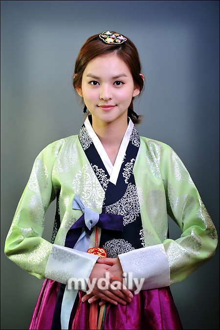 Chuseok Greetings 2011 - Actresses and Actors