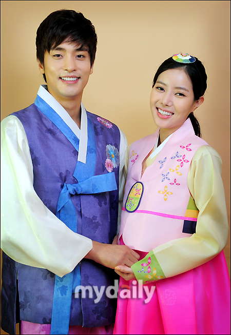 Chuseok Greetings 2011 - Actresses and Actors