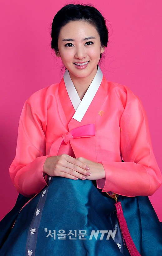 Chuseok Greetings 2011 - Actresses and Actors