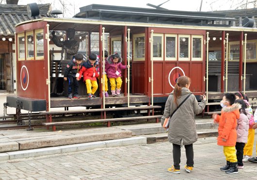Seoul 2063: ten predictions of the future