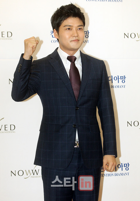 Jun Hyun Moo to host new variety show &lsquo;Blind Test Show 180 Degrees&rsquo;