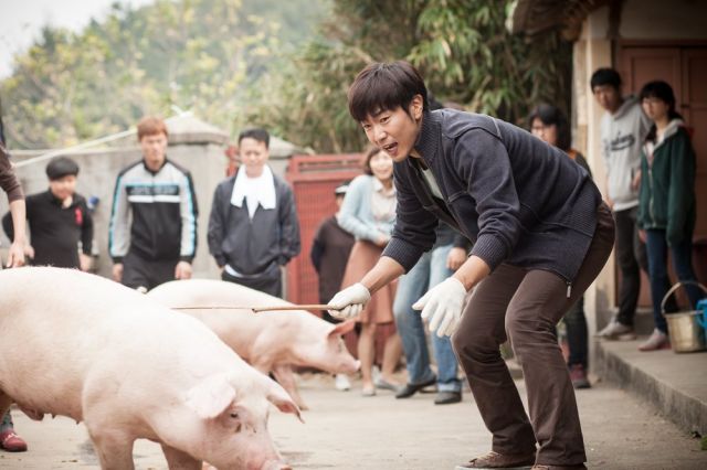 new poster, stills and release date for the Korean movie 'Piggy Lady'