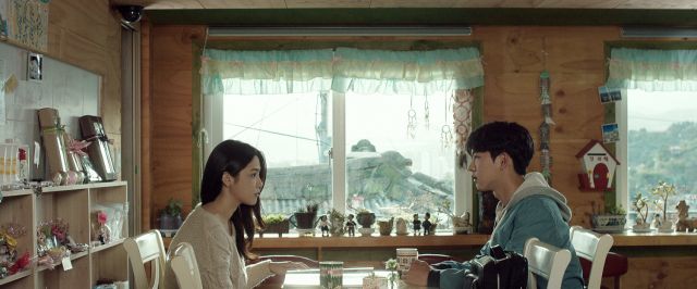new trailer and stills for the Korean movie 'Woojoo's Christmas'