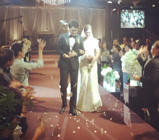 Song Chang-ee's wedding pictures
