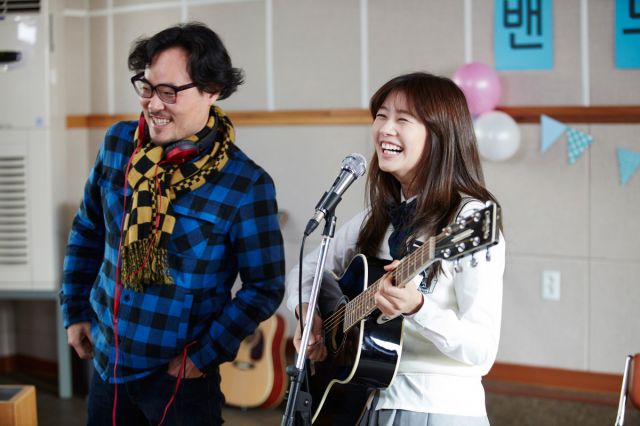 Updated cast and added new on-the-set images for the Korean movie &quot;Daddy You, Daughter Me&quot;