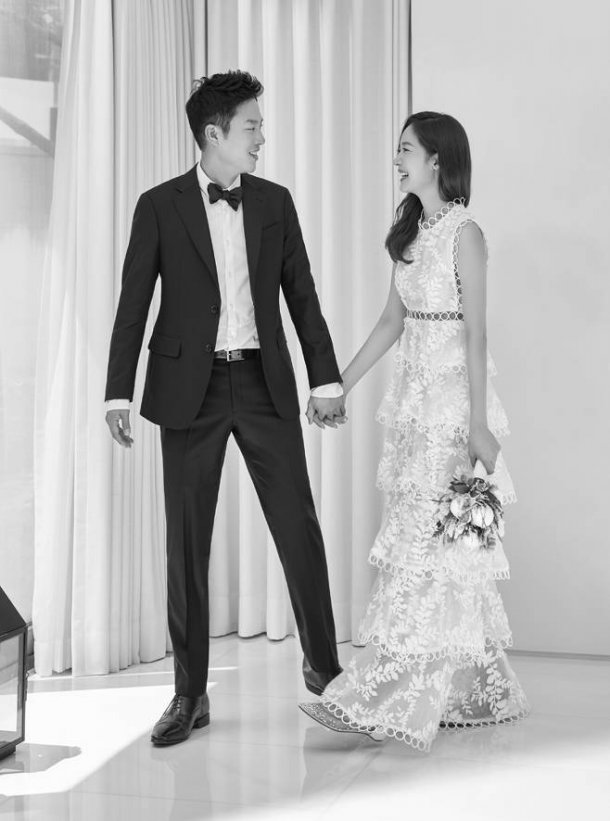 Sung Yu-ri and Ahn Sung-hyun's wedding pictures