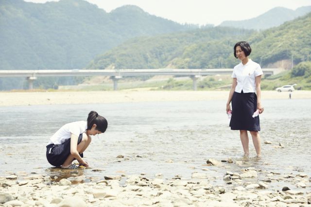 new stills and 30s trailer for the upcoming Korean movie &quot;Yongsoon&quot;