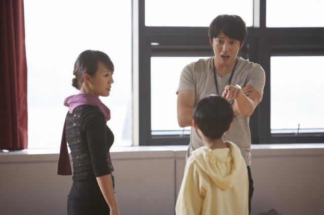 Added new stills for the upcoming Korean movie &quot;Superstar&quot;