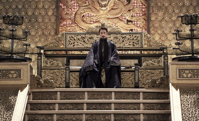 new stills and red carpet video for the Korean movie 'Memories of the Sword'