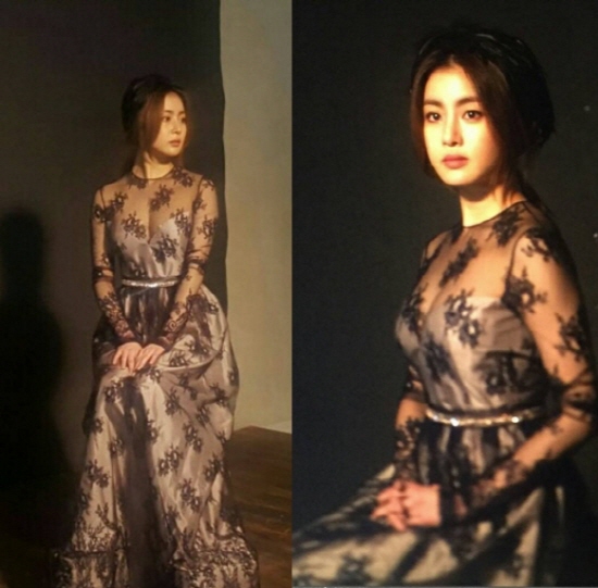 Kang So-ra looks elegant in a revealing black lace dress