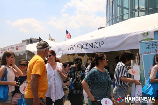 KCON New York 2016 Beauty Booths + 3 Beauty Giveaways