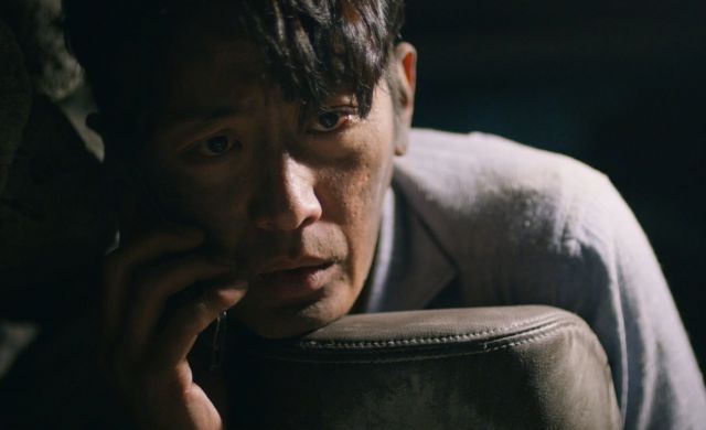 new stills and notice video for the Korean movie 'Tunnel'