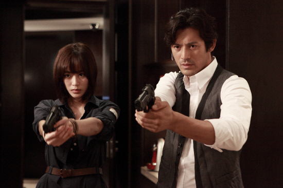 new stills for the upcoming Korean-Japanese-Chinese drama &quot;Strangers 6&quot;