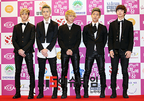T-ara, Block B, Son Dam Bi, D-Unit, LEDApple and others awarded at the &rsquo;20th Korea Cultural Entertainment Awards&rsquo;