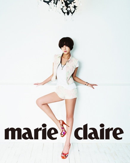 Actress Hwang Jung Eum impresses with her flawless pictorial in &lsquo;Marie Claire&rsquo;