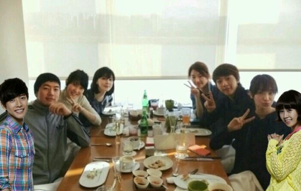 Jungshin brings laughs with a badly photoshopped picture for &lsquo;My Daughter Seoyoung&rsquo; cast gathering