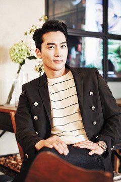 Song Seung-heon Reflects on Edgier Role in Latest Flick
