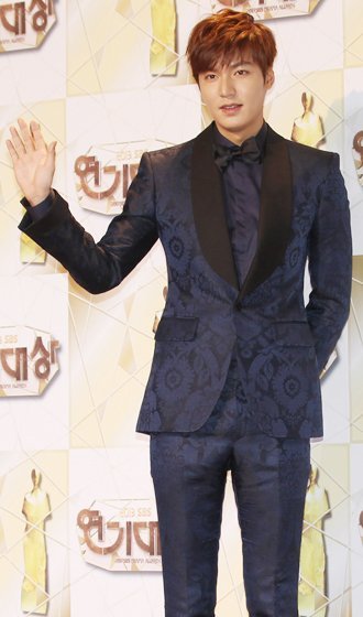 Lee Min-ho plans third world tour