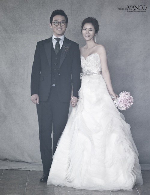 Soon to wed; Ko Myeong-hwan and Lim Ji-eun's wedding photos