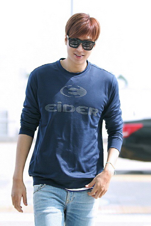 Lee Min-ho leaves the country for a CF...hearts beat at his 'boyfriend look'