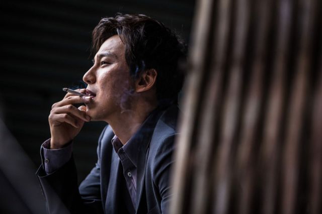 new stills and updated cast for the Korean movie &quot;The Shameless&quot;