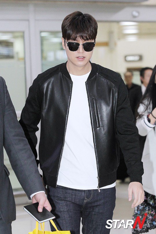 Lee Min-ho shines in jeans