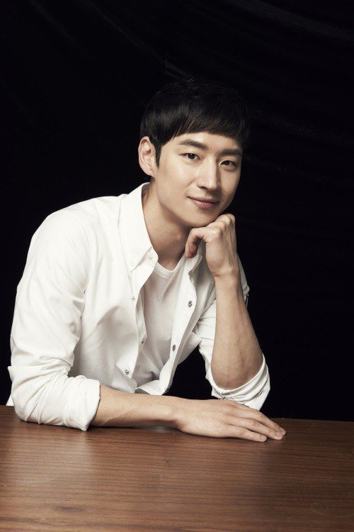 'Phantom Detective' Lee Je-hoon, &quot;I want to make a sequel with Byeon Yo-han&quot;