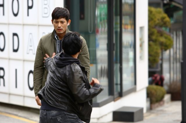 first stills for the upcoming Korean movie &quot;Coffee Mates&quot;