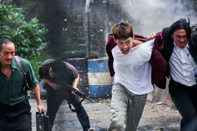 new trailer and stills for the Korean movie 'Master'